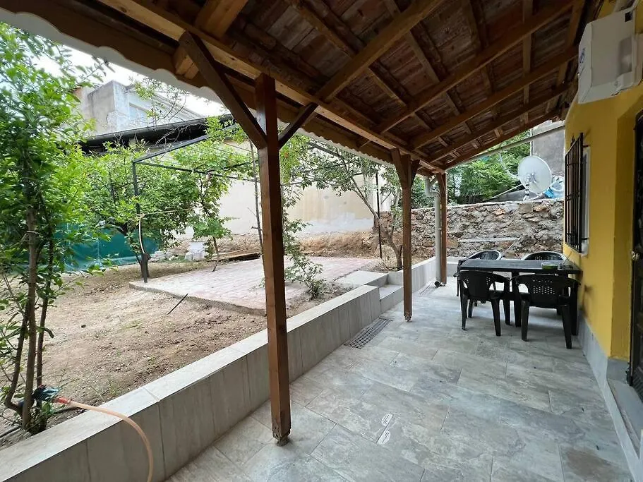 3 Odali Bahceli Bbq Antalya Kalbinde Ev Lägenhet
